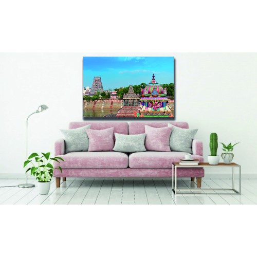 Beautiful view of colorful gopura in the Hindu Kapaleeshwarar Temple, Chennai, Tamil Nadu, South India Printed Canvas